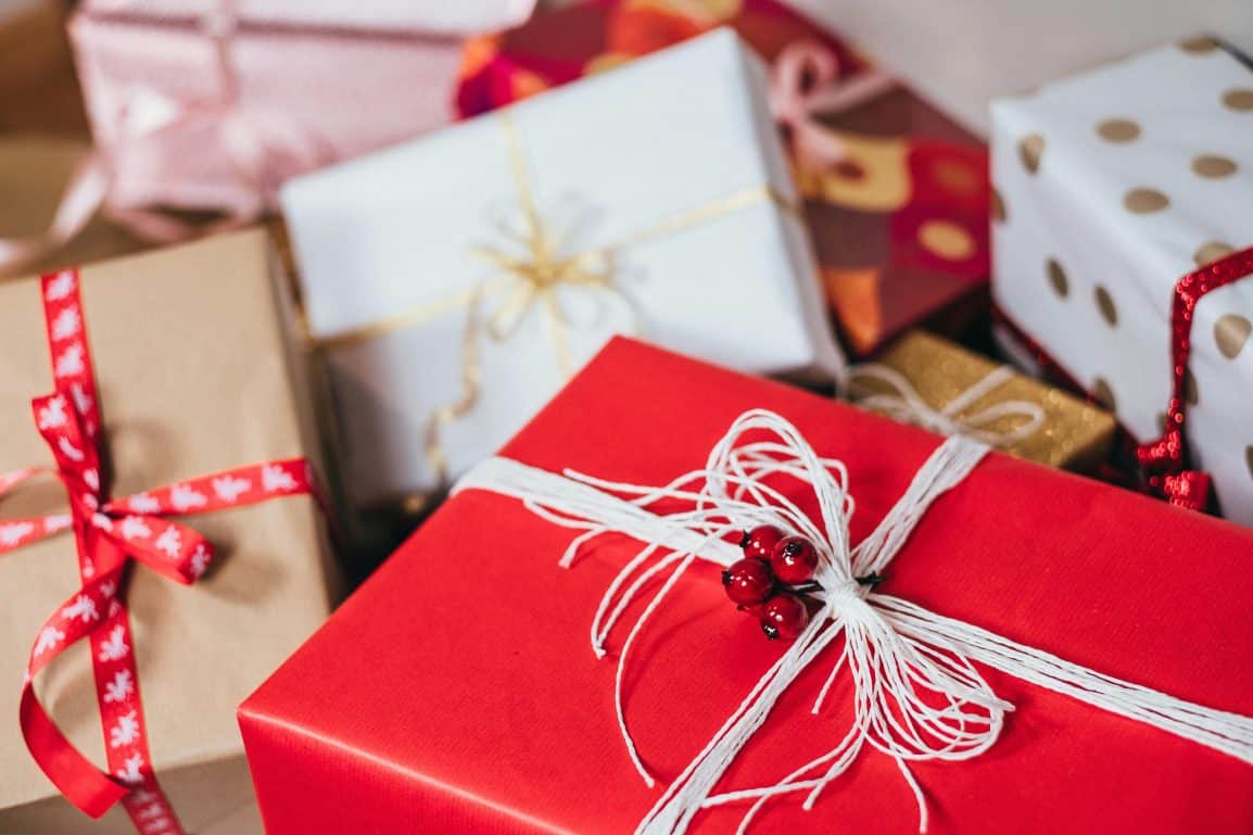Low Cost Gift Ideas for Parents
